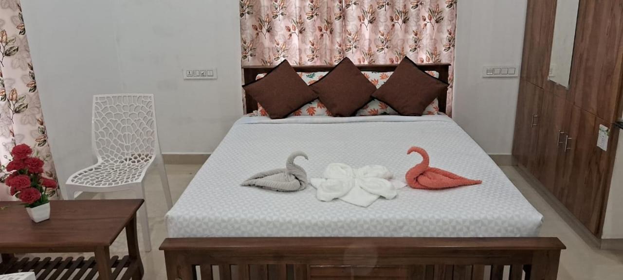 Rockland Holidays Ramakkalmettu